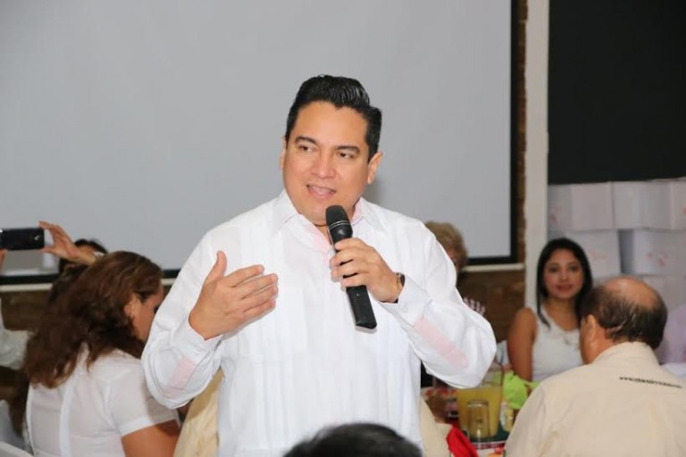 INVALUABLE LABOR DE LA PRENSA YUCATECA: CARLOS PAVÓN