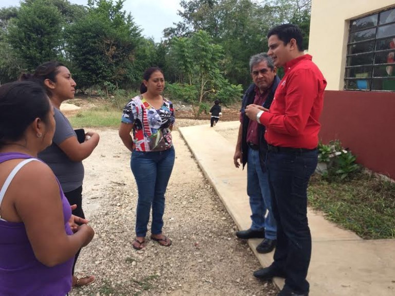 Analizan avances, paso a paso, en escuelas comunitarias