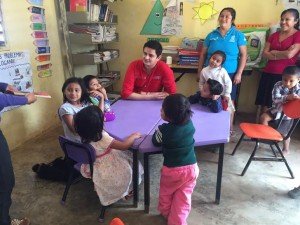 El delegado de Conafe en Yucatán visitó varias escuelas rurales