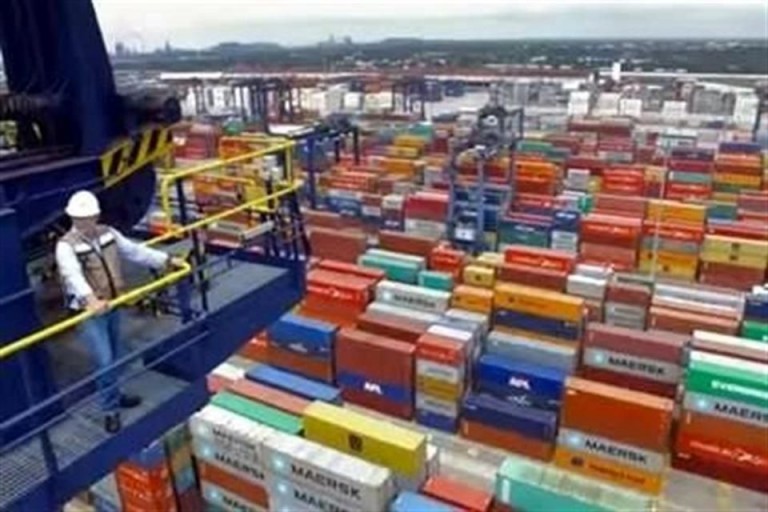 CAEN EXPORTACIONES AUN CON DÓLAR CARO