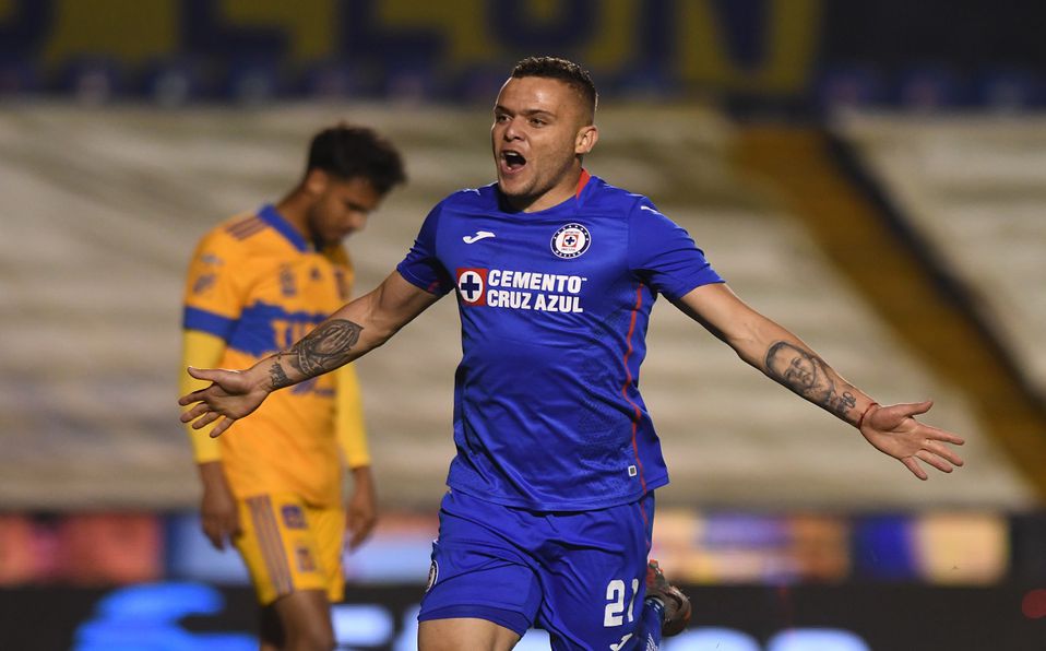cabecita-rodriguez-gol-cruz-azul