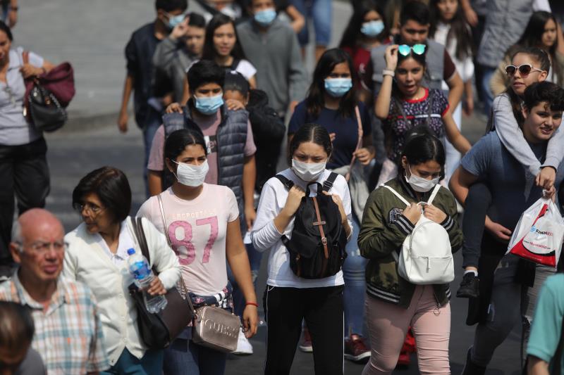 cubrebocas-personas-en-jalisco