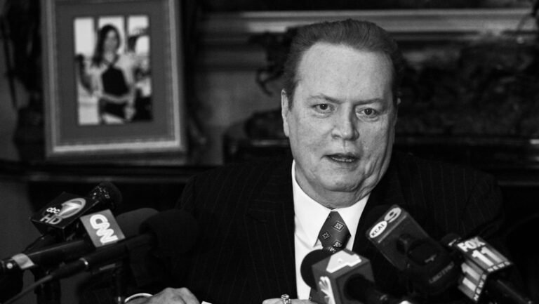 Muere a los 78 años Larry Flynt, fundador de la revista Hustler