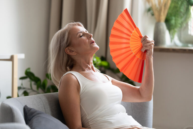 5 remedios homeopáticos para los sofocos de la menopausia